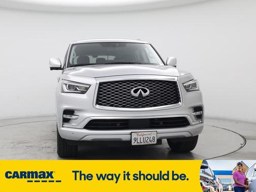 2023 INFINITI QX80 Luxe