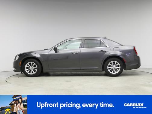 2018 Chrysler 300 Touring