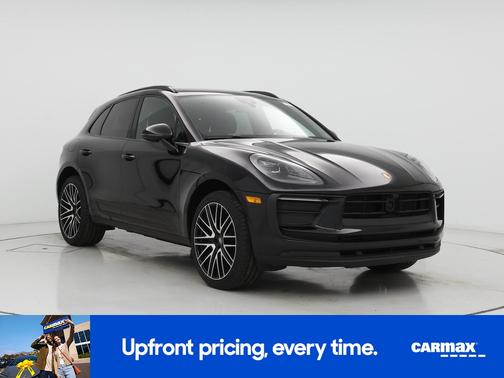 2022 Porsche Macan Base (PDK)