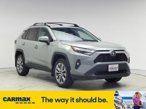 2022 Toyota RAV4 XLE Premium