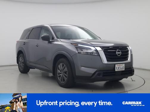2024 Nissan Pathfinder S