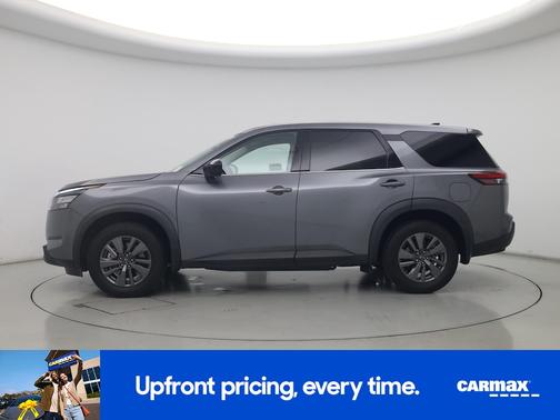 2024 Nissan Pathfinder S