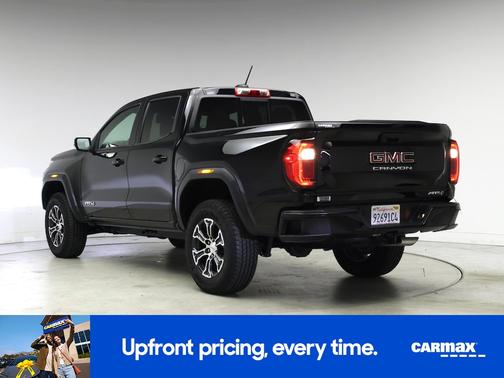 2024 GMC Canyon AT4