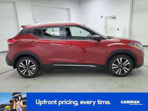 2019 Nissan Kicks SR