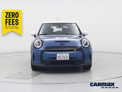 Blue 2023 MINI SE Hardtop SE