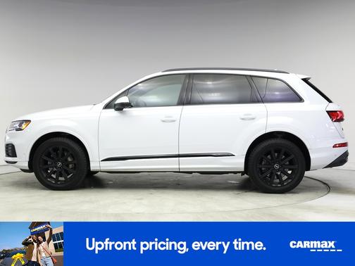 2022 Audi Q7 Premium Plus