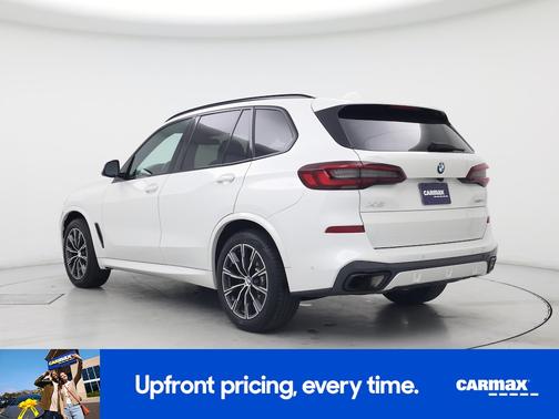 White 2023 BMW X5 xDrive40i