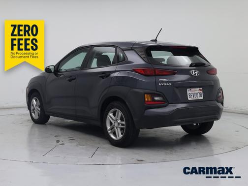 Gray 2019 Hyundai KONA SE