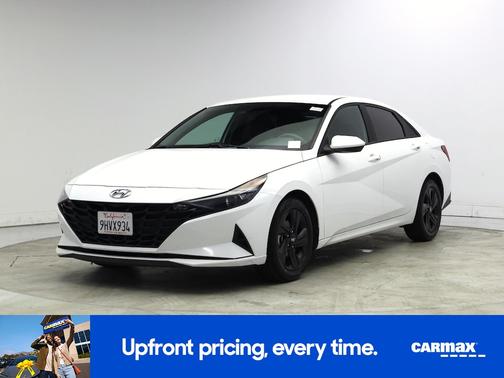 White 2021 Hyundai ELANTRA SEL