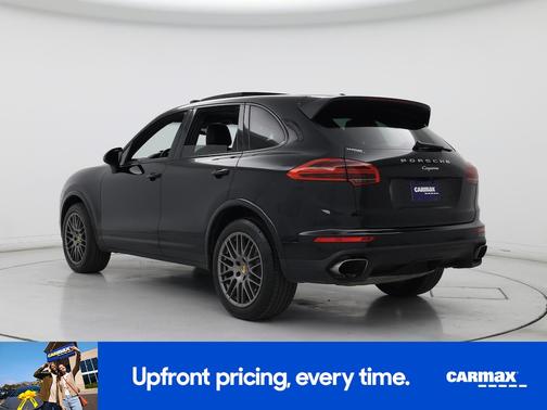 2017 Porsche Cayenne Platinum