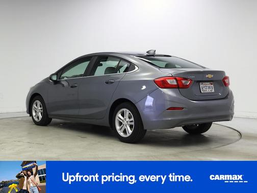 Gray 2018 Chevrolet Cruze LT