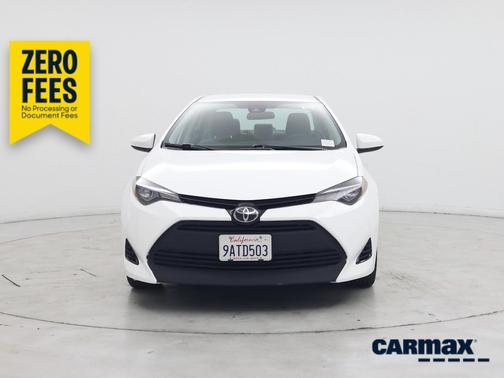 White 2018 Toyota Corolla LE