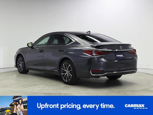 Gray 2022 Lexus ES 300h