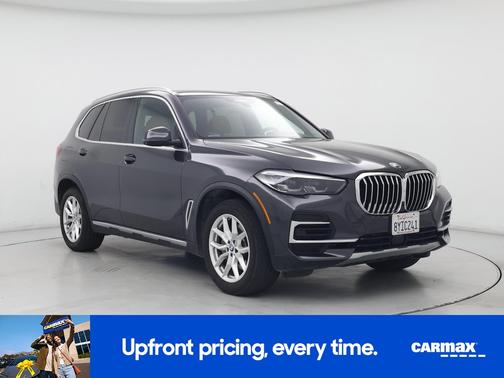 Gray 2022 BMW X5 sDrive40i