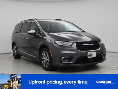 2023 Chrysler Pacifica Hybrid Pinnacle