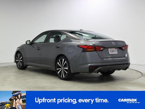 2022 Nissan Altima SR