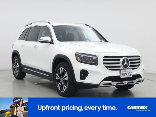 White 2025 Mercedes-Benz GLB 250