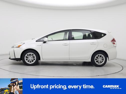2016 Toyota Prius v Two