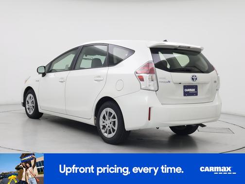 2016 Toyota Prius v Two