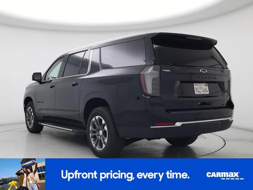 Black 2026 Chevrolet Suburban LT