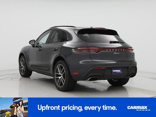 2022 Porsche Macan Base (PDK)