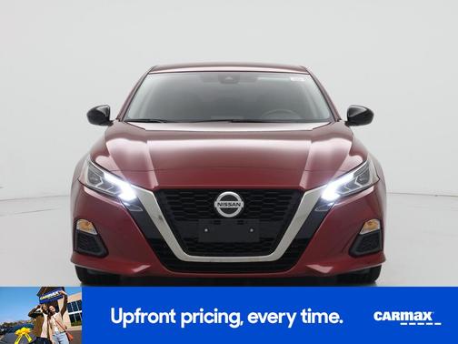 2022 Nissan Altima SR