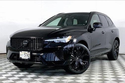 2024 Volvo XC60 Recharge Plug-In Hybrid T8 Ultimate Black Edition