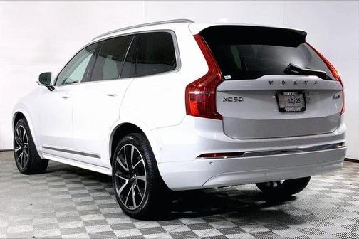 2024 Volvo XC90 Recharge Plug-In Hybrid T8 Plus Bright Theme 7 Passenger