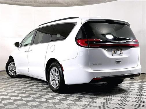 2022 Chrysler Pacifica Touring-L