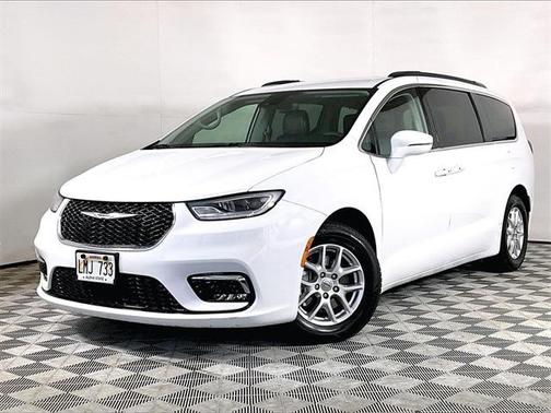 2022 Chrysler Pacifica Touring-L