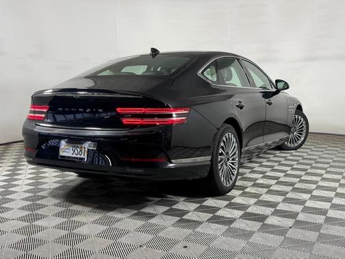 2024 Genesis Electrified G80 Advanced