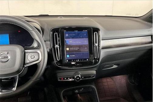 2024 Volvo XC40 Recharge Pure Electric Twin Core