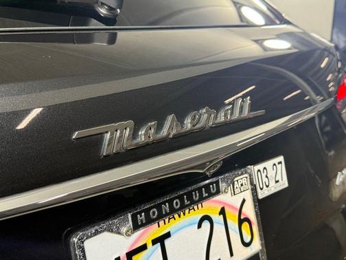 Nero Ribelle Metallic 2021 Maserati Levante S GranLusso