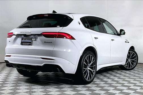 2026 Maserati Grecale Modena