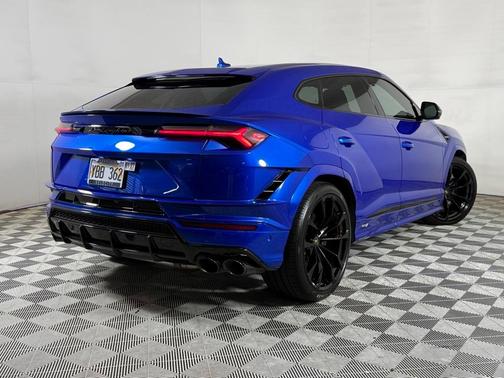 2024 Lamborghini Urus S