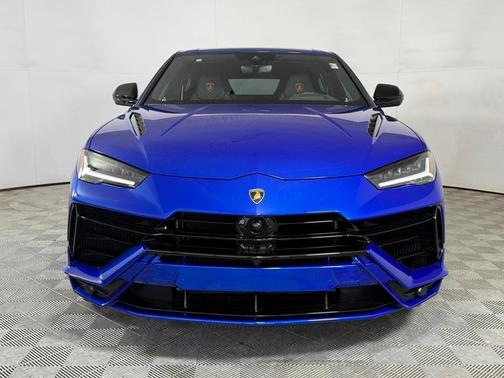 2024 Lamborghini Urus S
