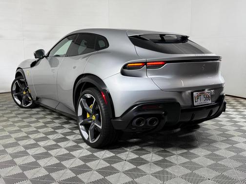 2023 Ferrari Purosangue BASE