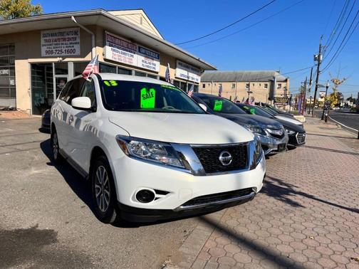2013 Nissan Pathfinder S