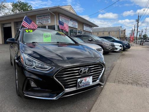 Phantom Black 2019 Hyundai SONATA SE