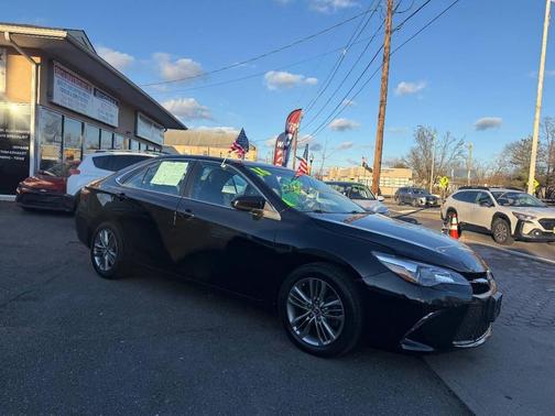 2016 Toyota Camry SE