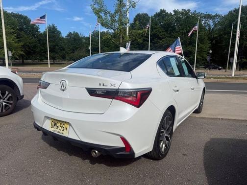 Platinum White Pearl 2019 Acura ILX Premium Package