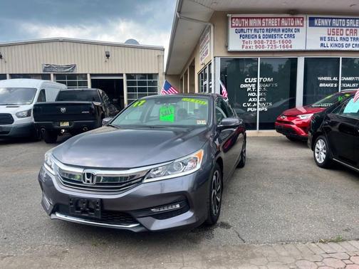 2017 Honda Accord EX-L w/Navigation & Honda Sensing