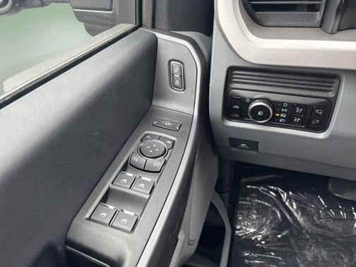 2025 Ford F-350 XLT