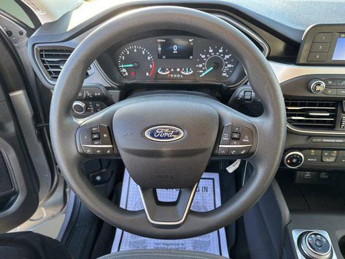 2022 Ford Escape S