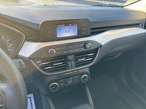 2022 Ford Escape S