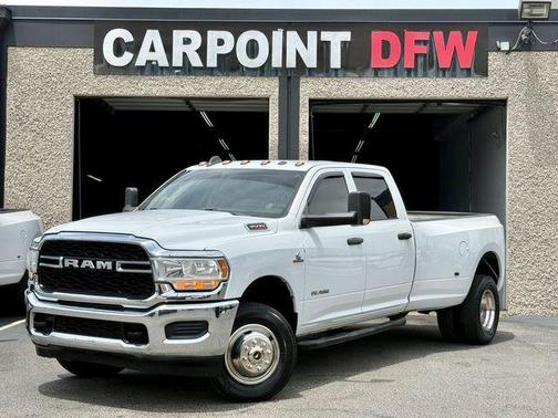 Bright White Clearcoat 2020 RAM 3500 Tradesman Crew Cab 4x4 8' Box