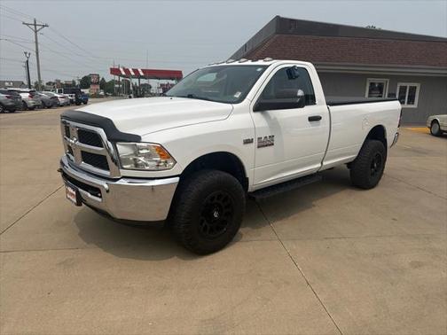 2018 RAM 2500 Tradesman Regular Cab 4x4 8' Box
