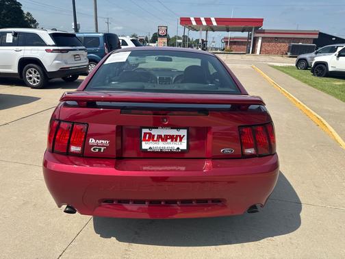 2004 Ford Mustang GT