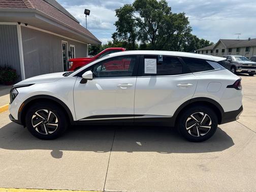 2023 Kia Sportage Hybrid LX