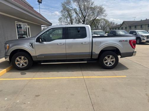Iconic Silver Metallic 2021 Ford F-150 XLT